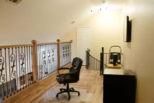 9709 Lake Pointe Ct, Upper Marlboro, MD 20774 - Photo 8