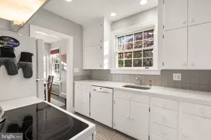 4615 Amherst Rd, College Park, MD 20740 - Photo 8