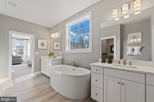 2932 Blue Skies Ln, Upper Marlboro, MD 20774 - Photo 24