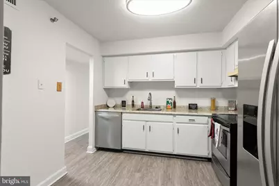 9200 Edwards Way #1115, Hyattsville, MD 20783 - Photo 16