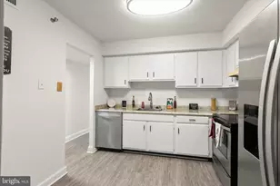 9200 Edwards Way, Hyattsville, MD 20783 - Photo 16