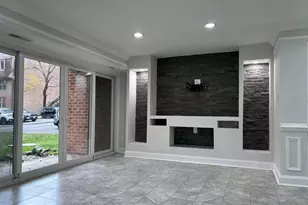 6018 Westchester Park Dr, College Park, MD 20740 - Photo 2