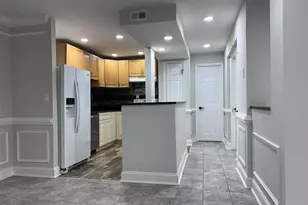 6018 Westchester Park Dr, College Park, MD 20740 - Photo 4