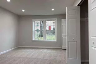 6018 Westchester Park Dr, College Park, MD 20740 - Photo 8