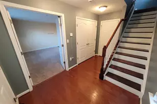 8 Cindy Ln, Capitol Heights, MD 20743 - Photo 4