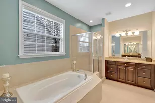 2710 Swann Wing Ct, Glenarden, MD 20706 - Photo 40