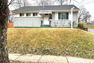 9007 Varnum St, Lanham, MD 20706 - Photo 2