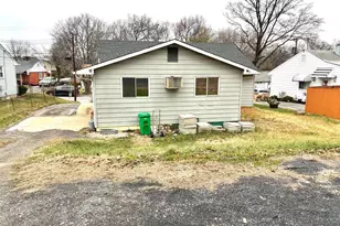 9007 Varnum St, Lanham, MD 20706 - Photo 6