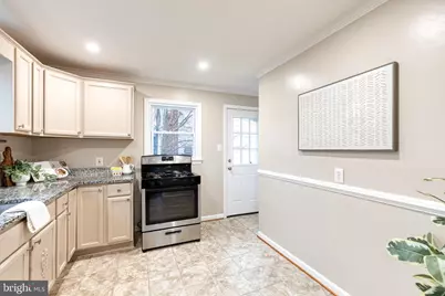 5015 Iroquois Street, College Park, MD 20740 - Photo 10
