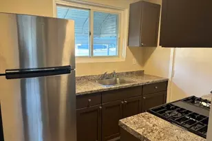 730 Audrey Ln, Oxon Hill, MD 20745 - Photo 2