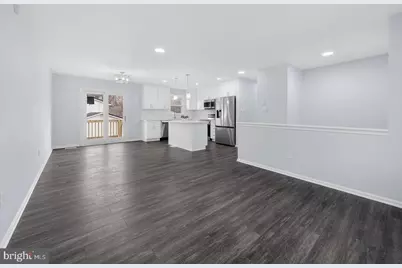 201 Royal Oak Circle, Hyattsville, MD 20785 - Photo 8