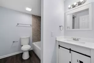 201 Royal Oak Cir, Hyattsville, MD 20785 - Photo 28