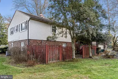 12204 Chesterton Drive, Upper Marlboro, MD 20774 - Photo 6