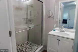 2000 Grovewood, Capitol Heights, MD 20731 - Photo 12