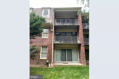 6010 Westchester Park Drive #T2, College Park, MD 20740 - Photo 2