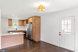 5019 Leland Dr, Oxon Hill, MD 20745 - Photo 10