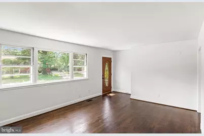 5019 Leland Drive, Oxon Hill, MD 20745 - Photo 2