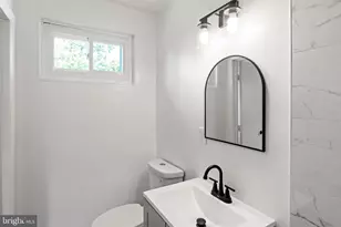 5019 Leland Dr, Oxon Hill, MD 20745 - Photo 16