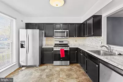 3606 Wood Creek, Suitland, MD 20746 - Photo 4