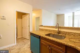 3114 Irma Ct, Suitland, MD 20746 - Photo 4