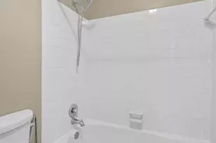 8218 Londonderry Ct, Laurel, MD 20707 - Photo 16