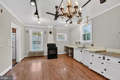 4918 40th Place, Hyattsville, MD 20781 - Photo 6