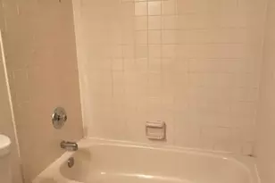 229 Red Jade Dr, Upper Marlboro, MD 20774 - Photo 4