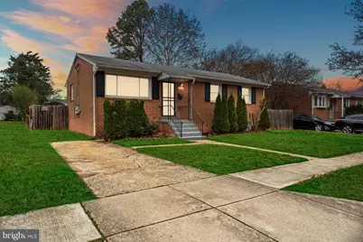 2713 Pinecreek Place, District Heights, MD 20747 - Photo 2