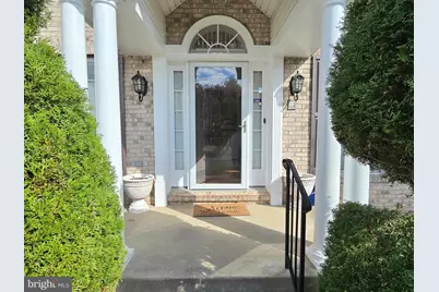 5203 Ashleigh Glen Court, Glenn Dale, MD 20769 - Photo 4