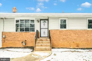 5538 Ruxton Dr, Lanham, MD 20706 - Photo 4