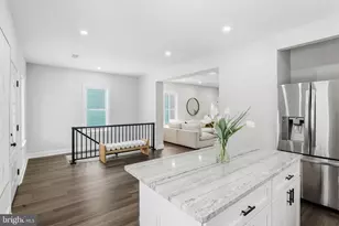 3421 Newton St, Mount Rainier, MD 20712 - Photo 8