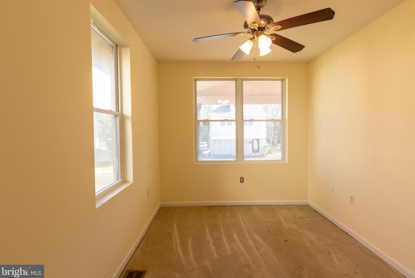 501 Larchmont Ave, Capitol Heights MD 20743-2854 exterior