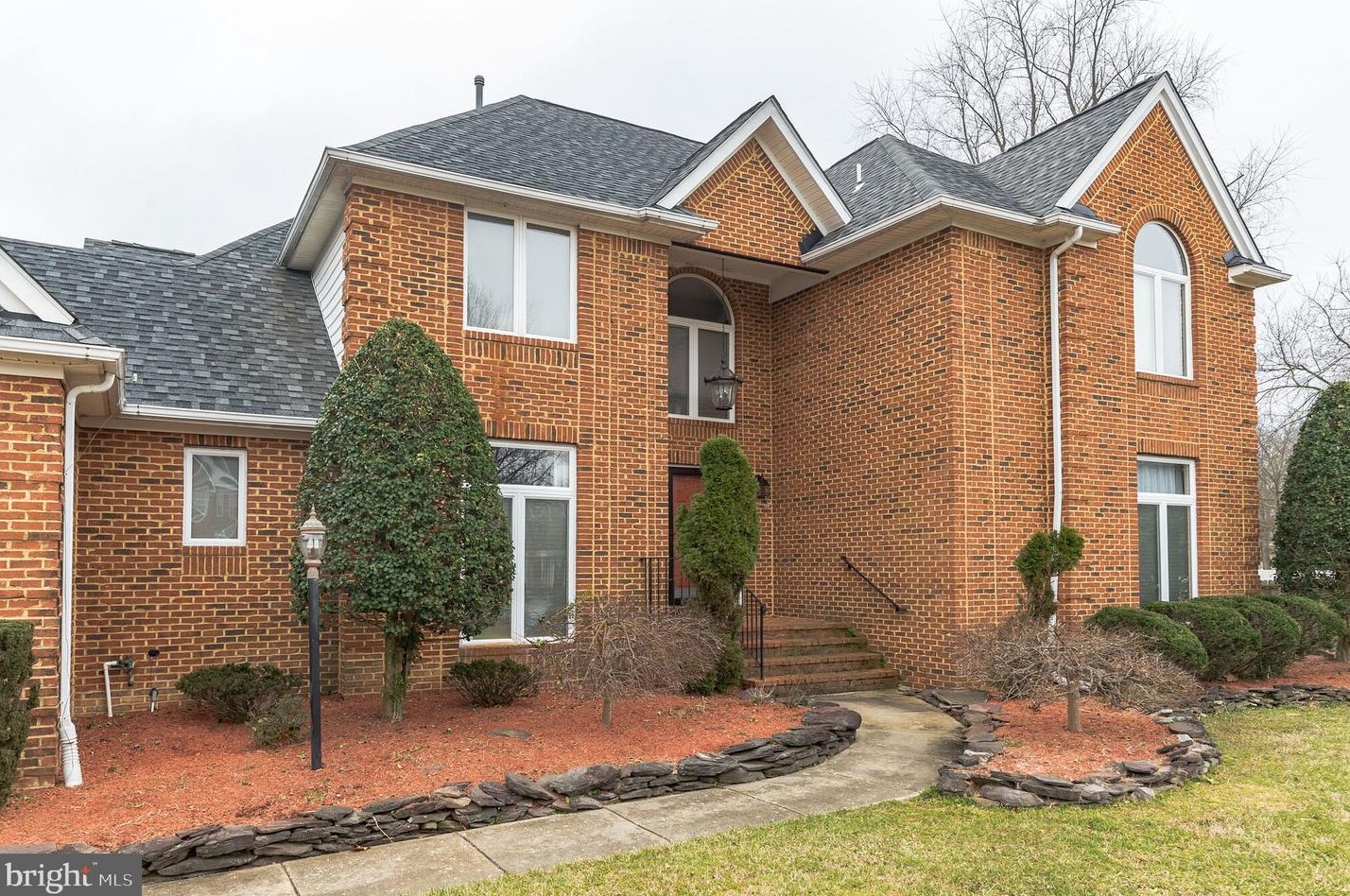 8305 Gullane Ct, Fort Washington, MD 20744-5568