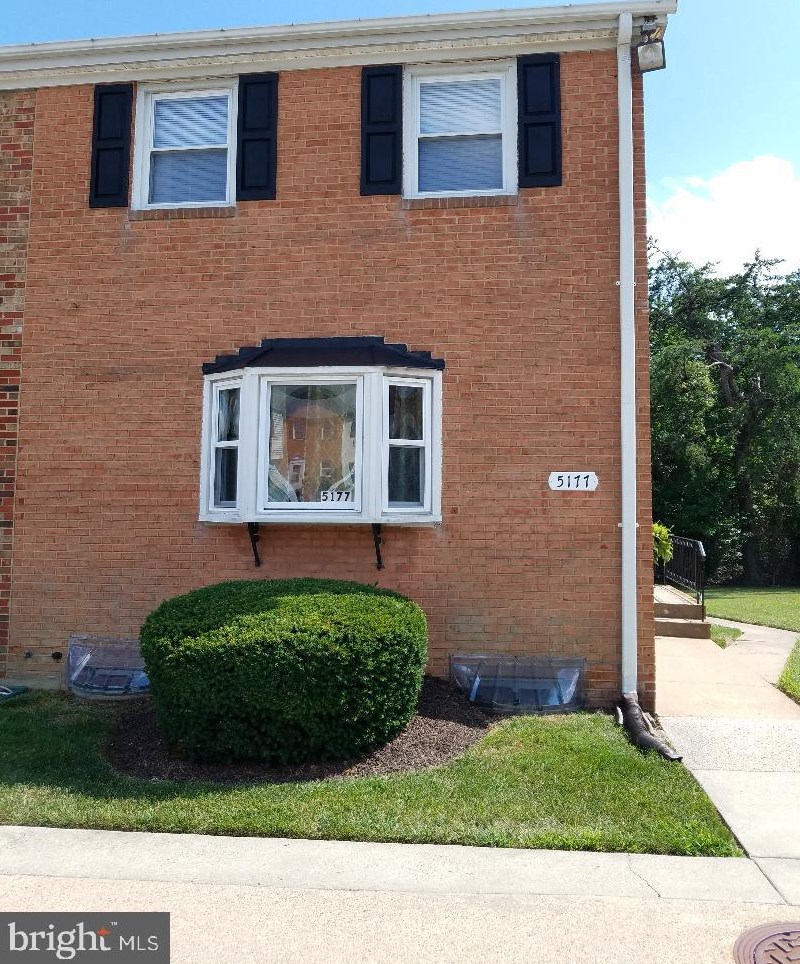 5177 Clacton Ave, Suitland, MD 20746-3829