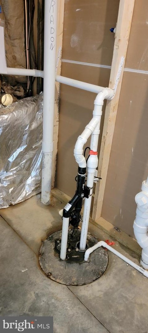 1320 Farmingdale Ave, Capitol Heights MD  20743-1218 exterior