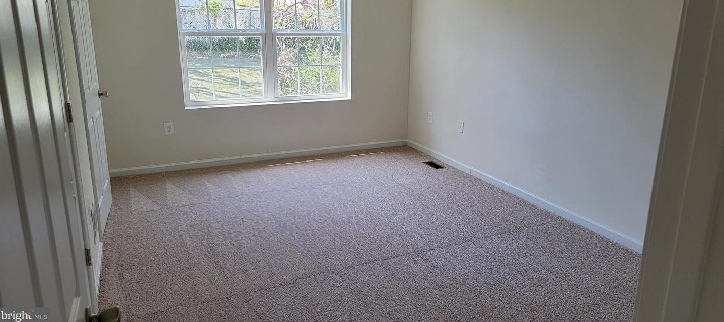 1320 Farmingdale Ave, Capitol Heights MD  20743-1218 exterior