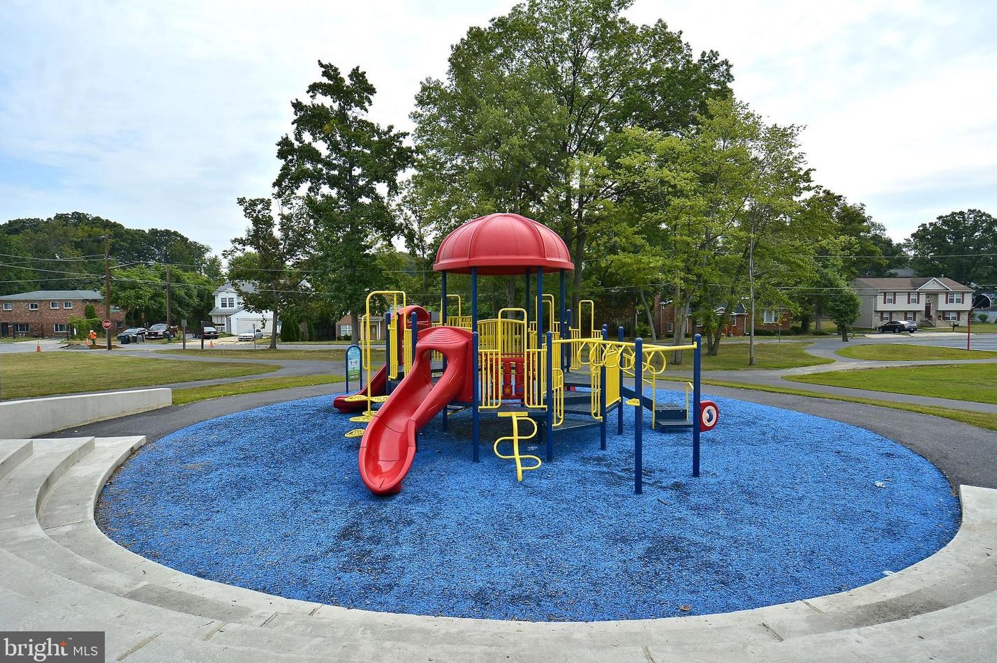 1004 Cypresstree Dr, Capitol Heights MD  20743-6308 exterior