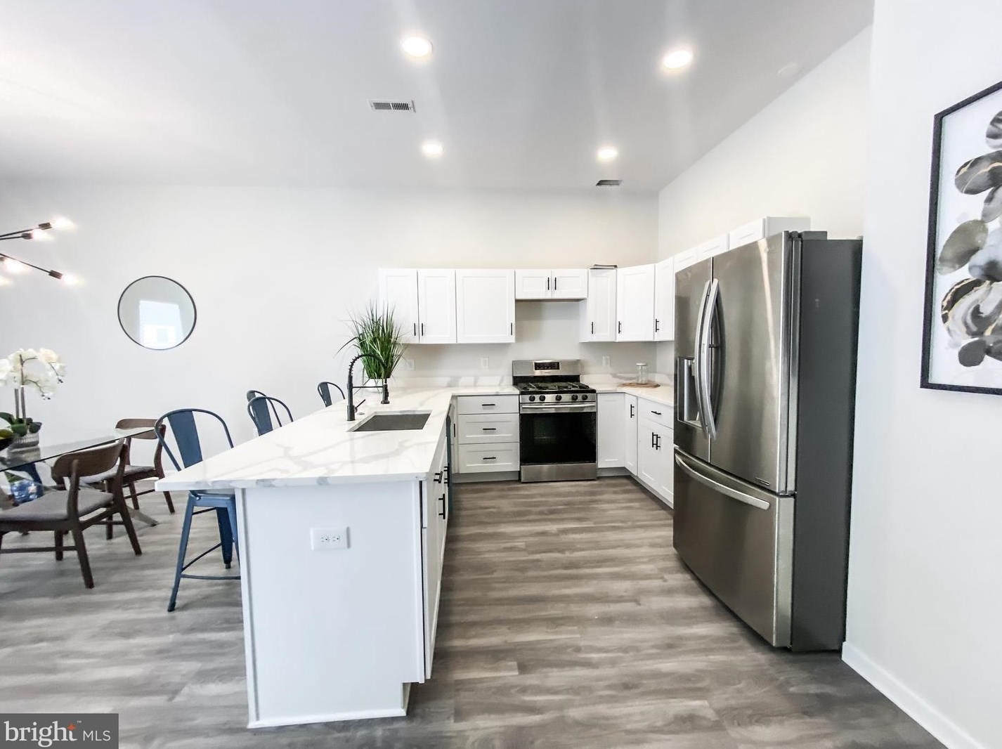 5028 Emo St, Capitol Heights MD  20743-2857 exterior