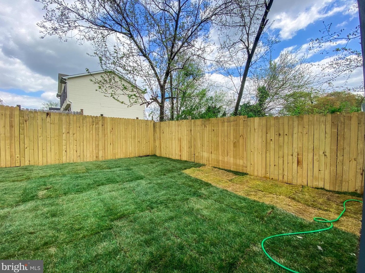 5028 Emo St, Capitol Heights MD  20743-2857 exterior