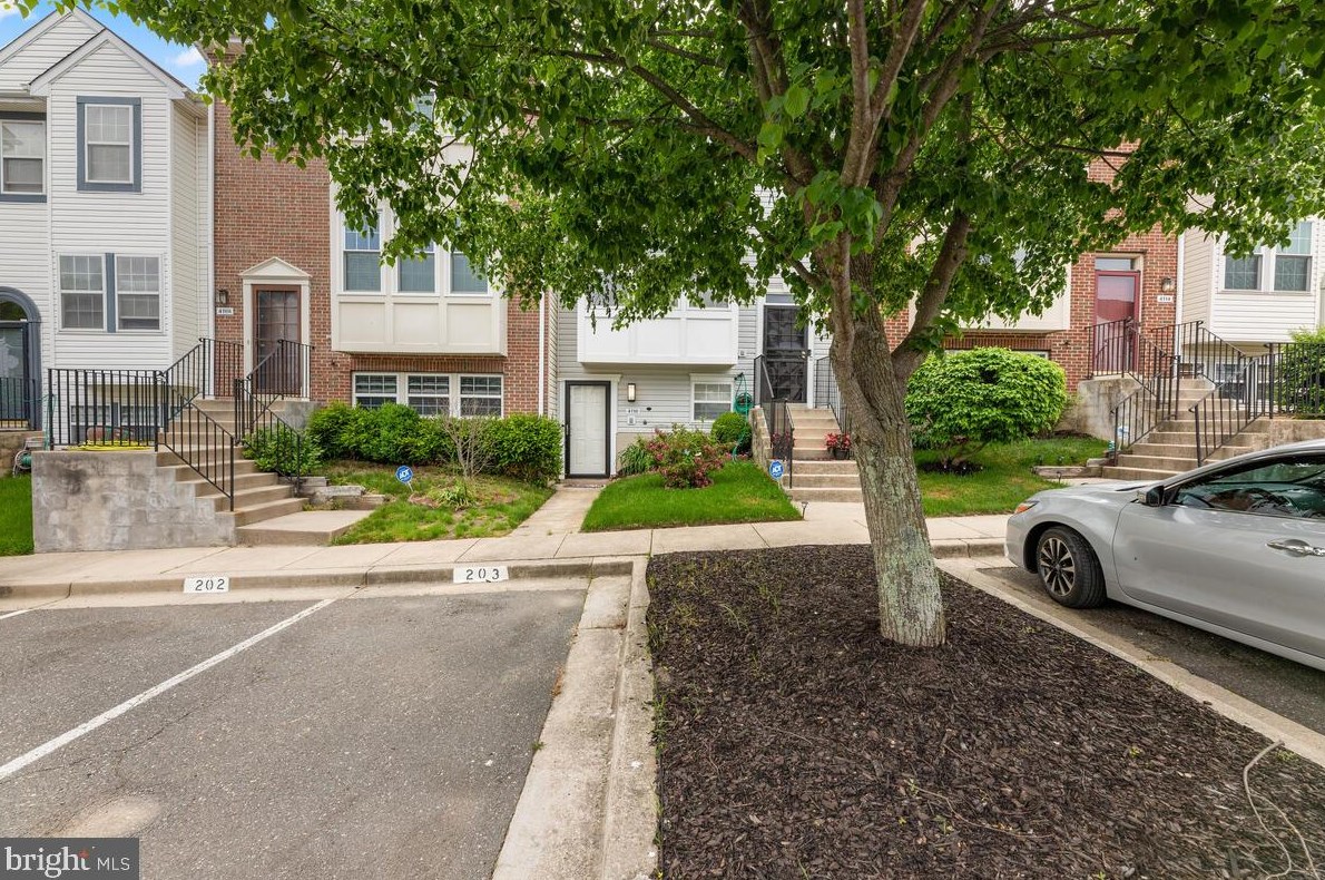 4110 Candy Apple Ln, Suitland, MD 20746