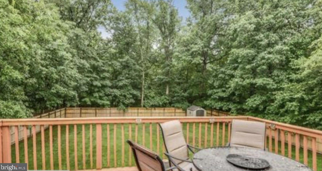 3111 Elizabeth Ida Dr, Clinton MD  20735-1055 exterior