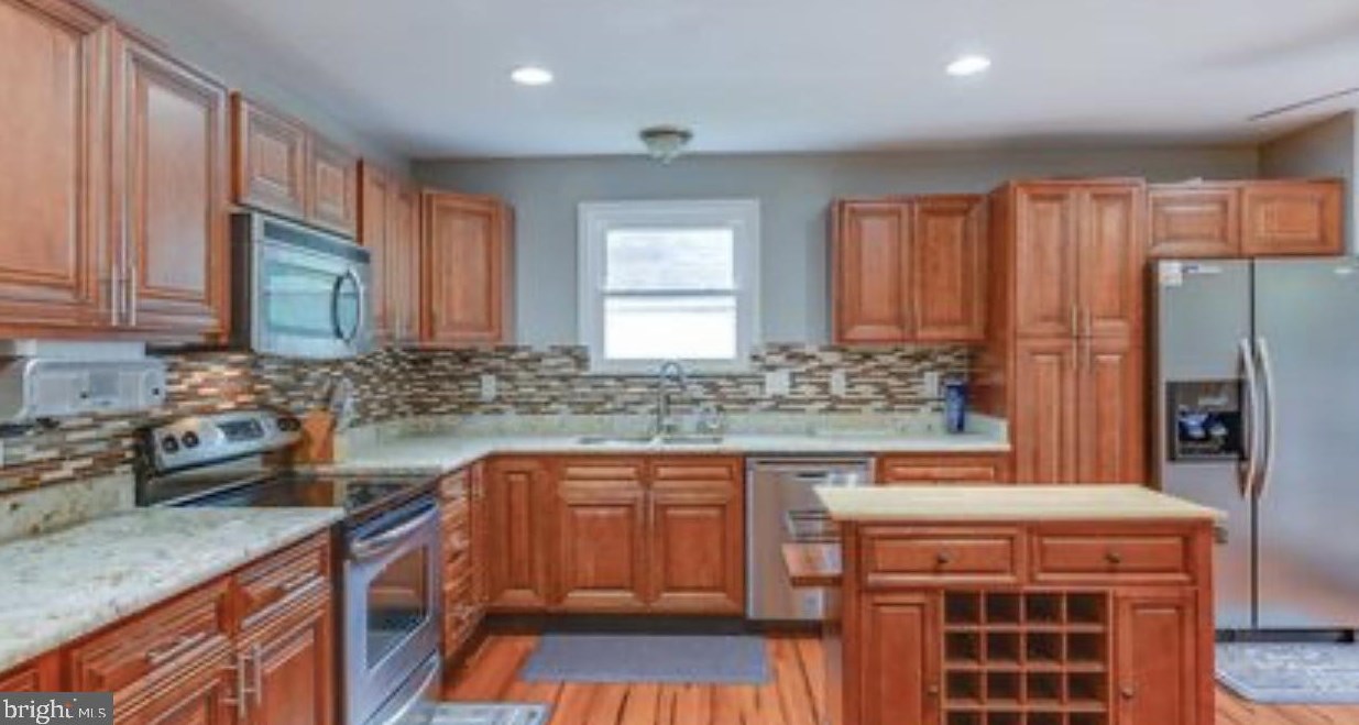 3111 Elizabeth Ida Dr, Clinton MD  20735-1055 exterior