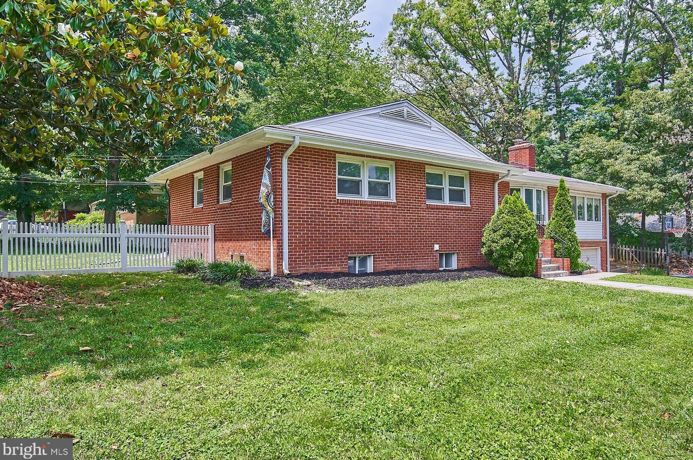 3312 Glen Ave, Glenn Dale, MD 20769-9216
