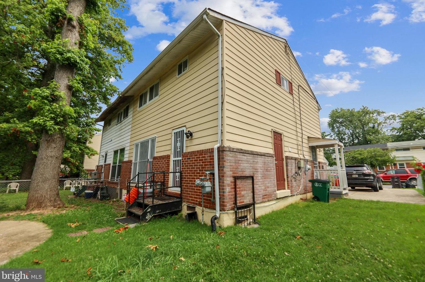 618 Birchleaf Ave, Capitol Heights MD  20743-1801 exterior