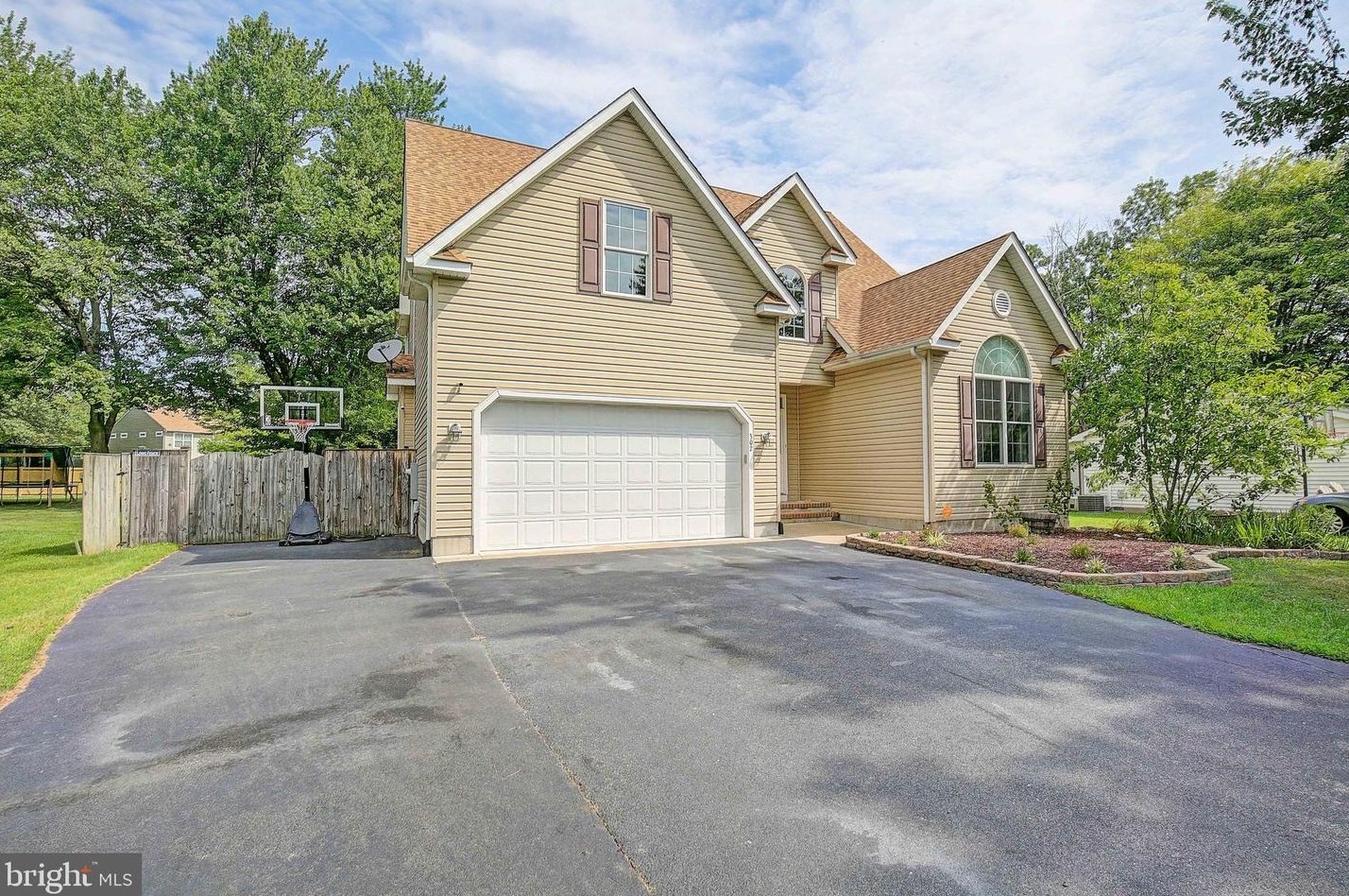 302 Larch Pl, Stevensville, MD 21666