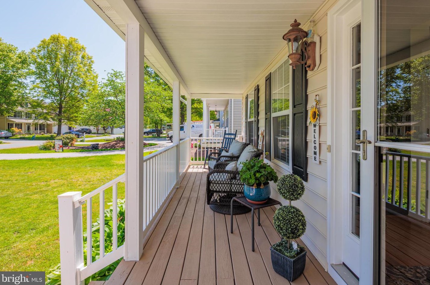 711 Reynolds Dr, Stevensville, MD 21666-2317