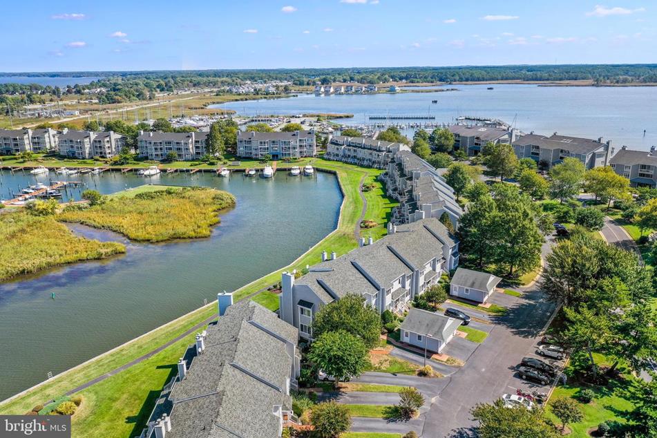 430 Oyster Cove Dr, Grasonville, MD 21638 MLS MDQA2009542 Coldwell