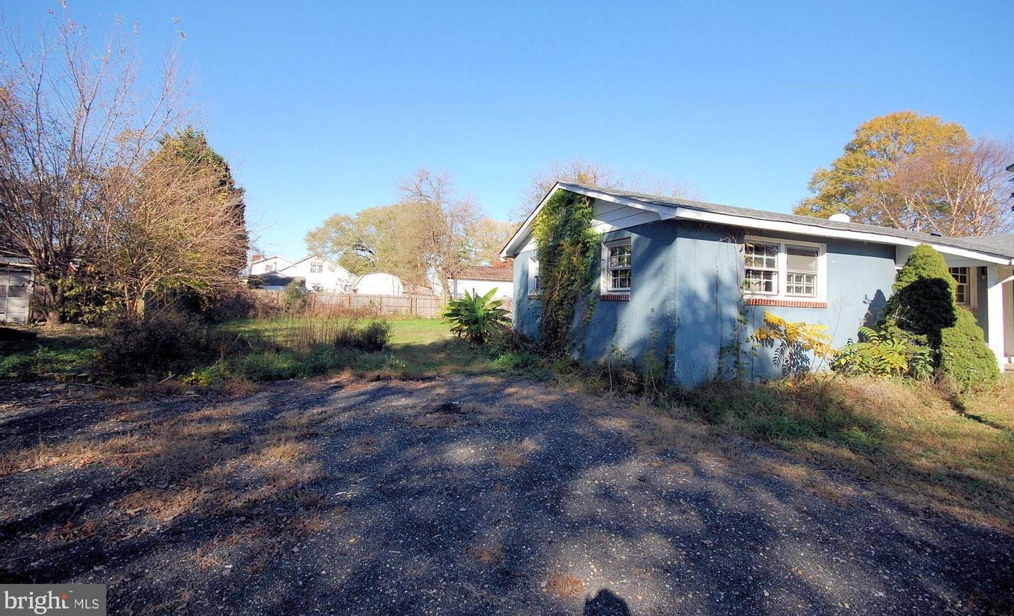 40376 Wolfe Dr, Mechanicsville, MD 20659-2470