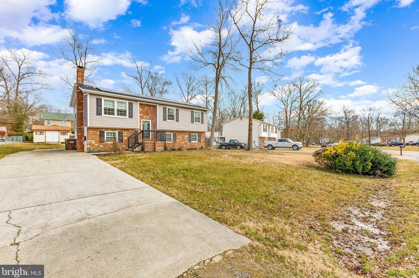 26033 Cresent Ln, Mechanicsville, MD 20659-2974