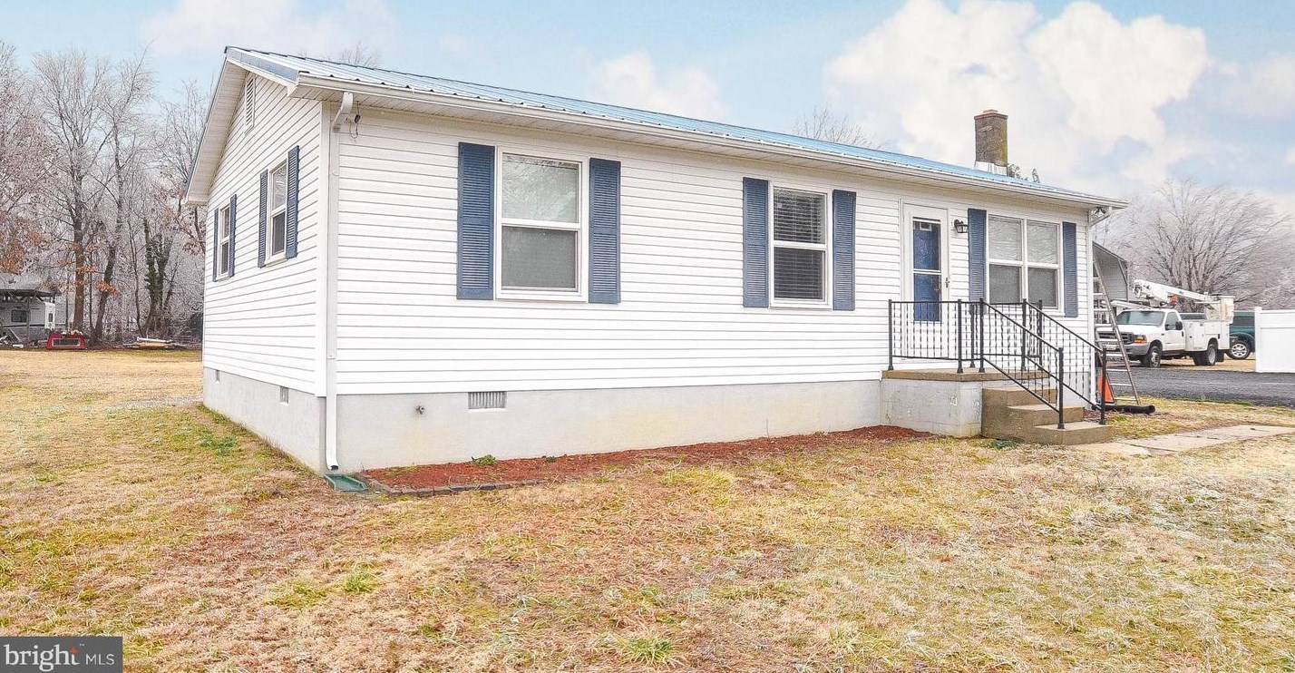 45186 Nats Creek Rd, Hollywood, MD 20636-2886